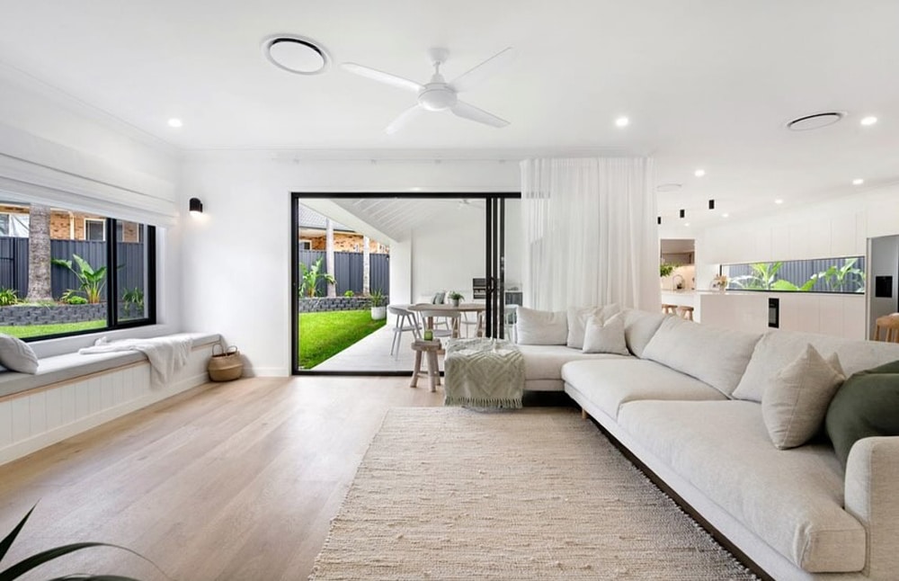 A Luxury Living Room With Carpet