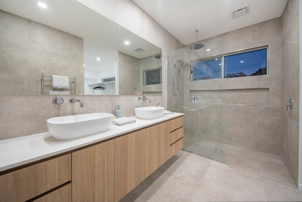 Bathroom With Modern Tiles